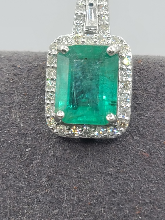 emerald fine jewelry earring